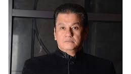 الفنان خالد محمود