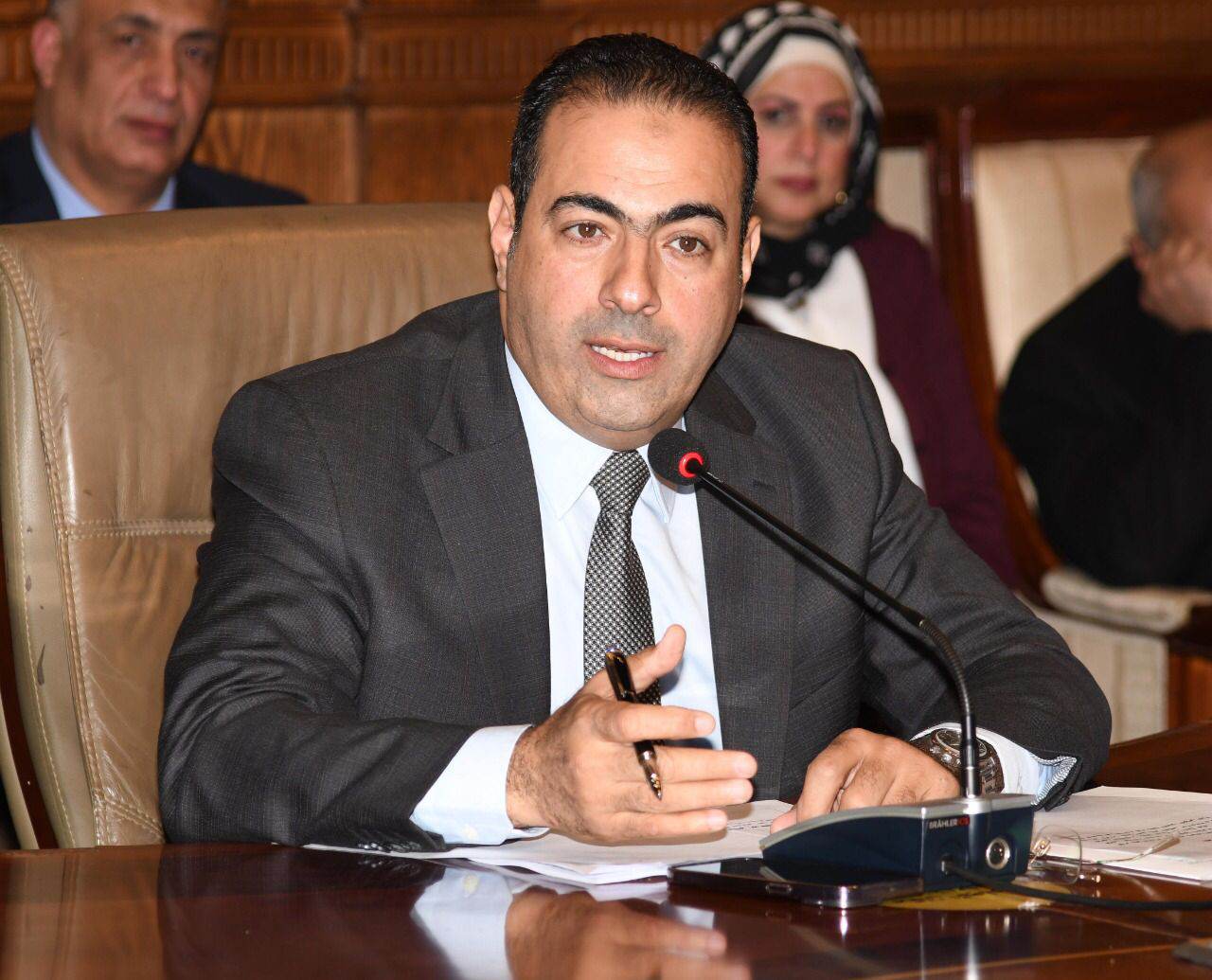  النائب محمود حسين