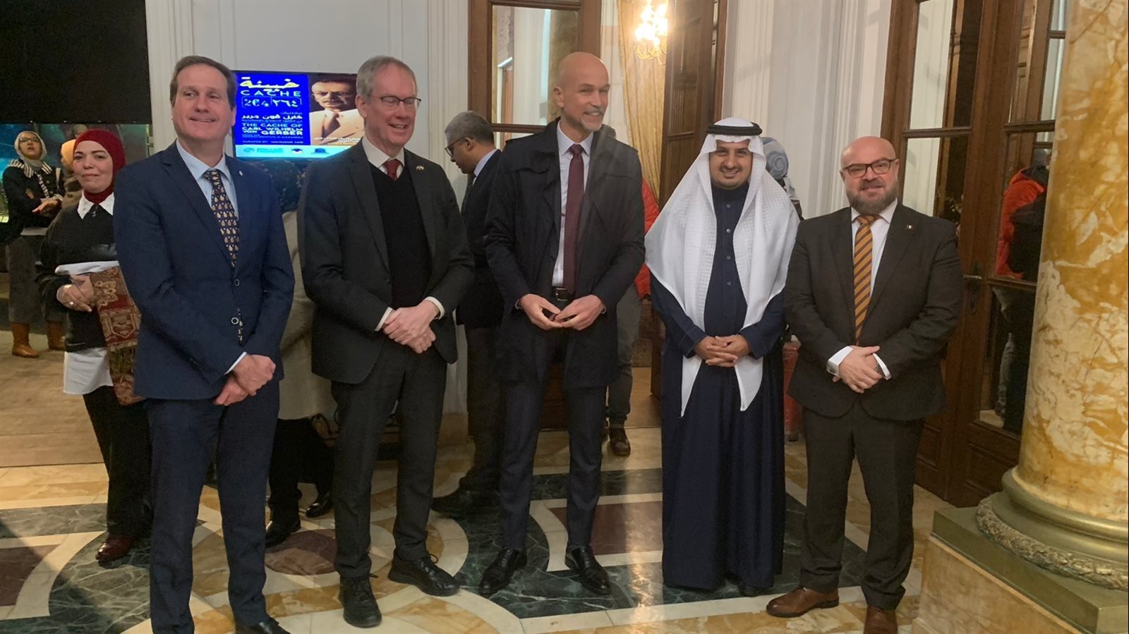 القنصل السعودي يفتتح معرض خبيئة