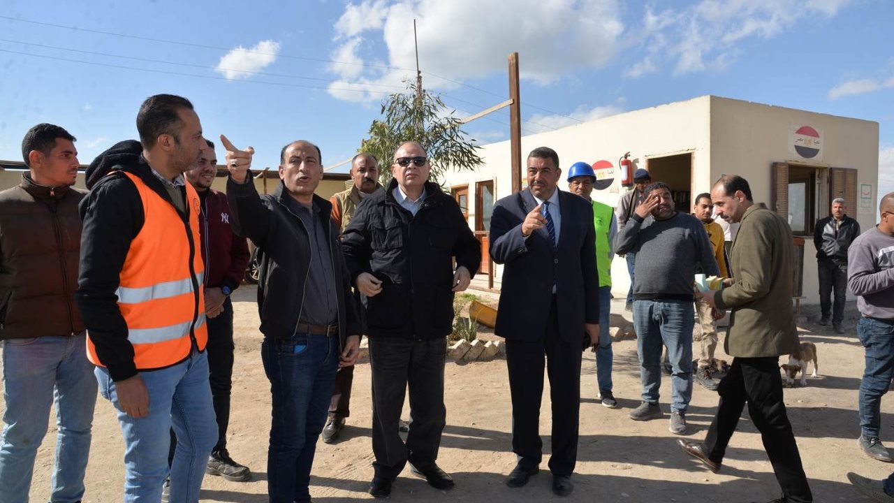 محافظ أسيوط يتفقد أعمال تنفيذ محطة معالجة صرف صحي 