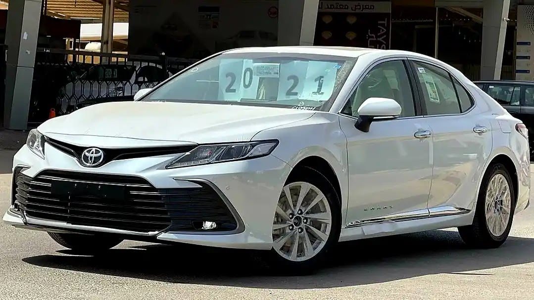 سيارة تويوتا كامري مويل 2021