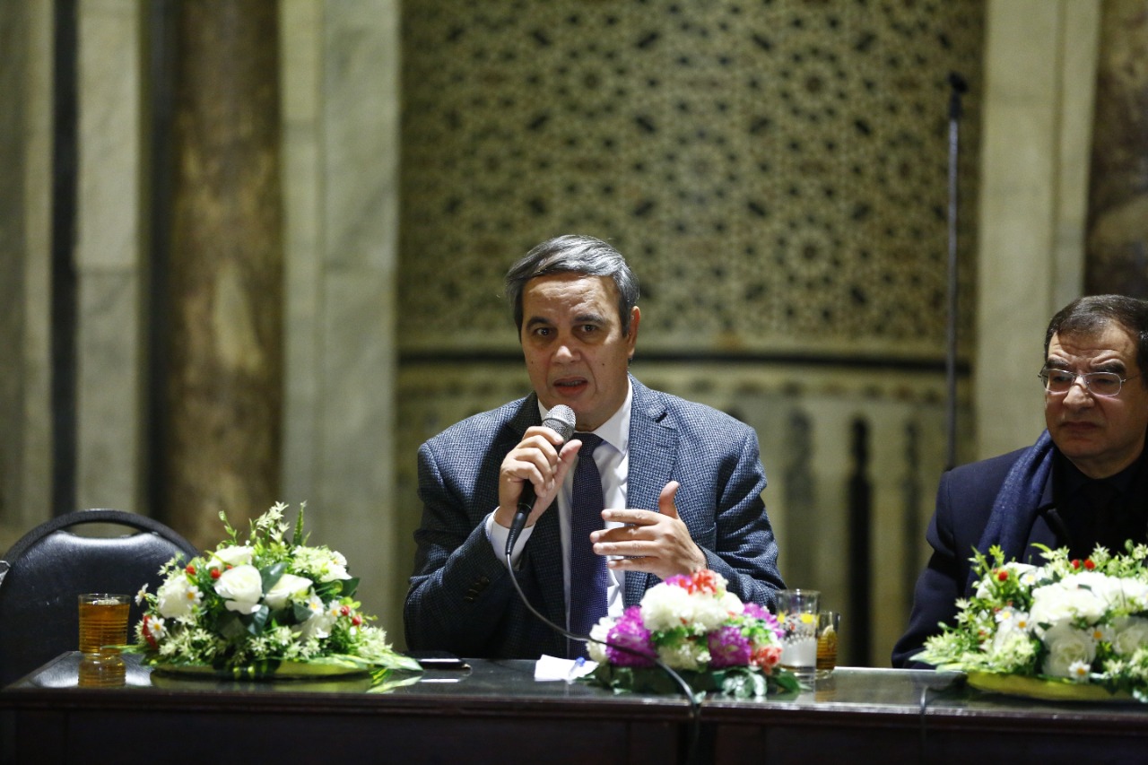 الدكتور عبد المنعم فؤاد  الدكتور عبد المنعم فؤاد