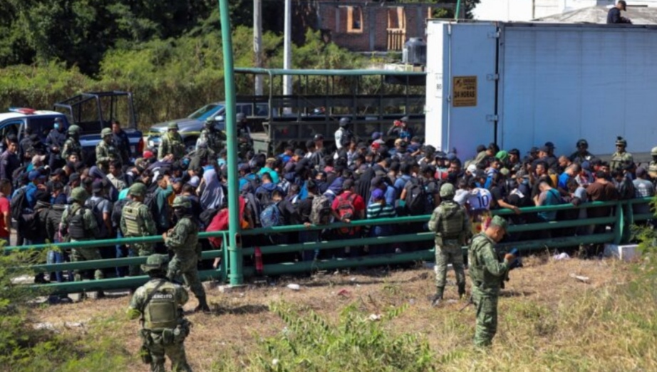 مهاجرون غير شرعيين