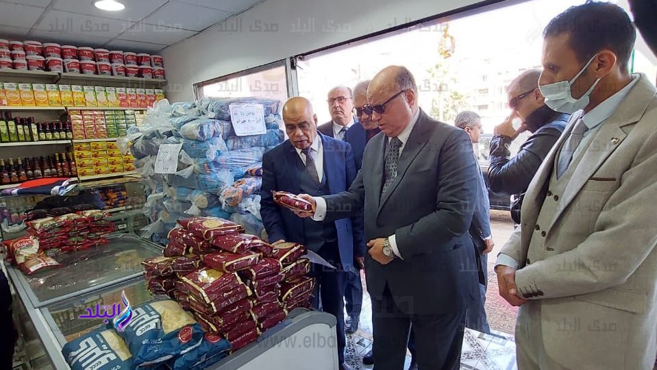 محافظ القاهرة يفتتح منفذي أهلا رمضان