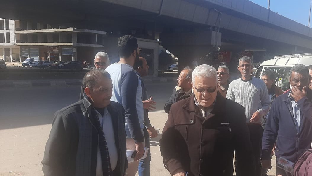فض المواقف العشوائية بمدينة دمنهور 