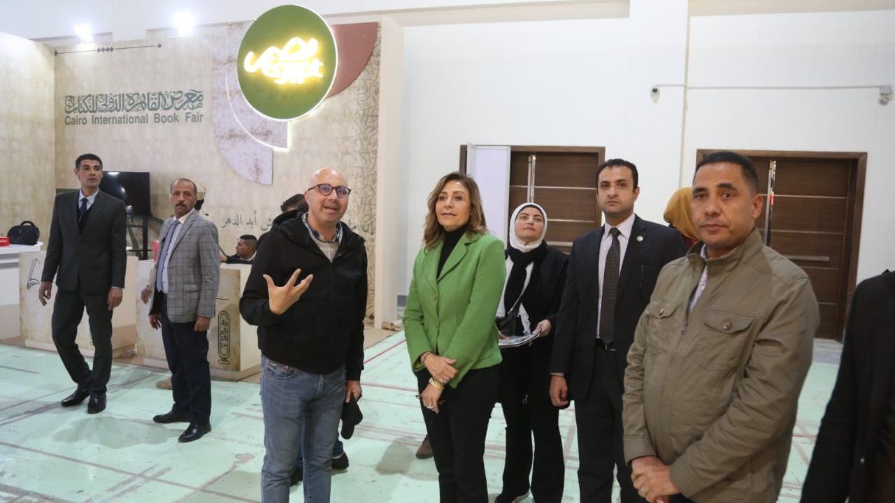 وزيرة الثقافة