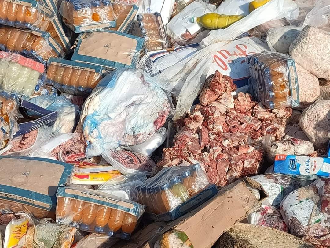 اعدام اغذية منتهية الصلاحية في سيناء