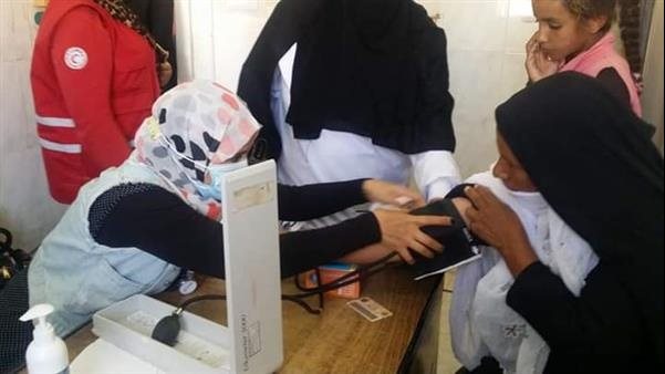 قافلة طبية للكشف الطبي على المرضى مجانا 