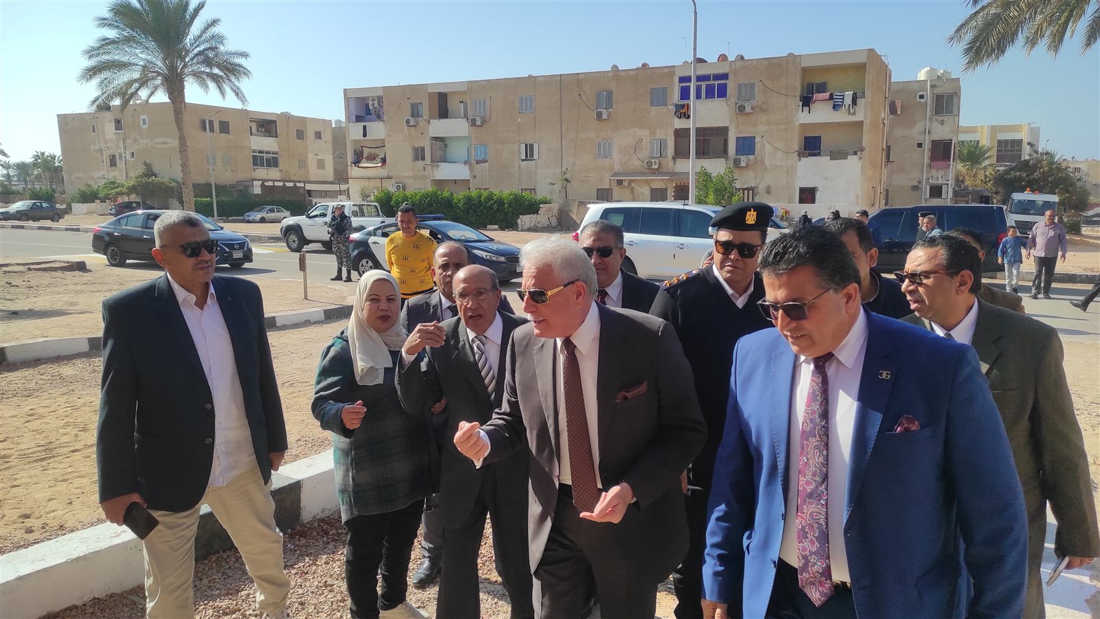 فودة يتفقد مدرسة الزهور ع  فودة يتفقد مدرسة الزهور ع