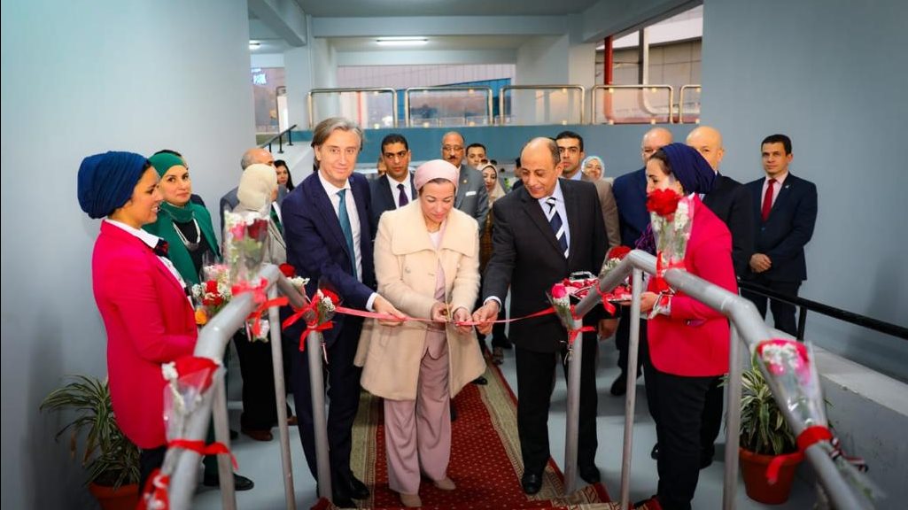 وزيرا الطيران والبيئة