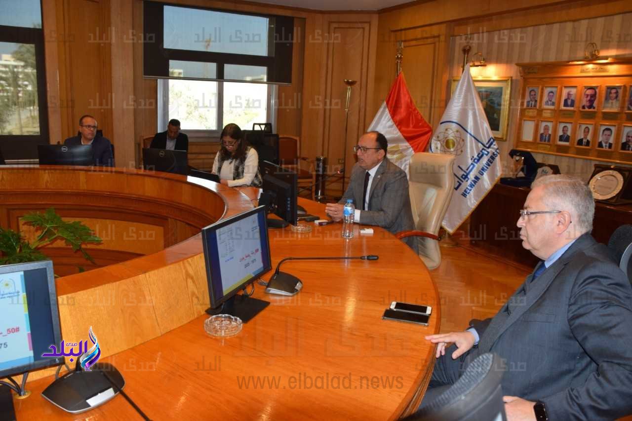 اجتماع اللجنة التحضيرية للإحتفال باليوبيل الذهبي 50 عام لجامعة حلوان2