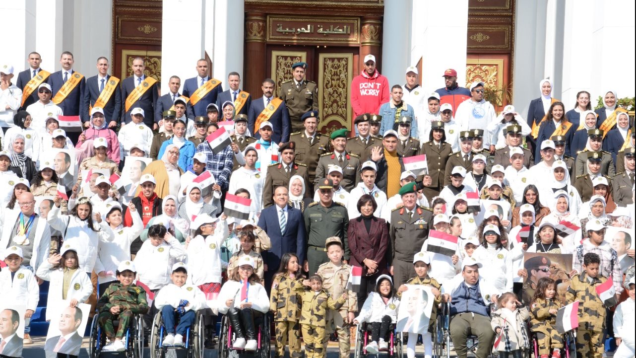 صورة من زيارة قادرون باختلاف للكلية الحربية