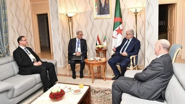 وكيل أول مجلس النواب يلتقي رئيس  المجلس الشعبي الجزائري 