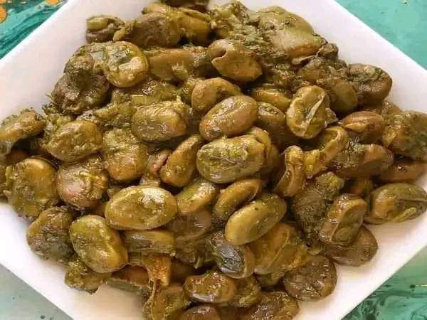 الفول المشرمل 