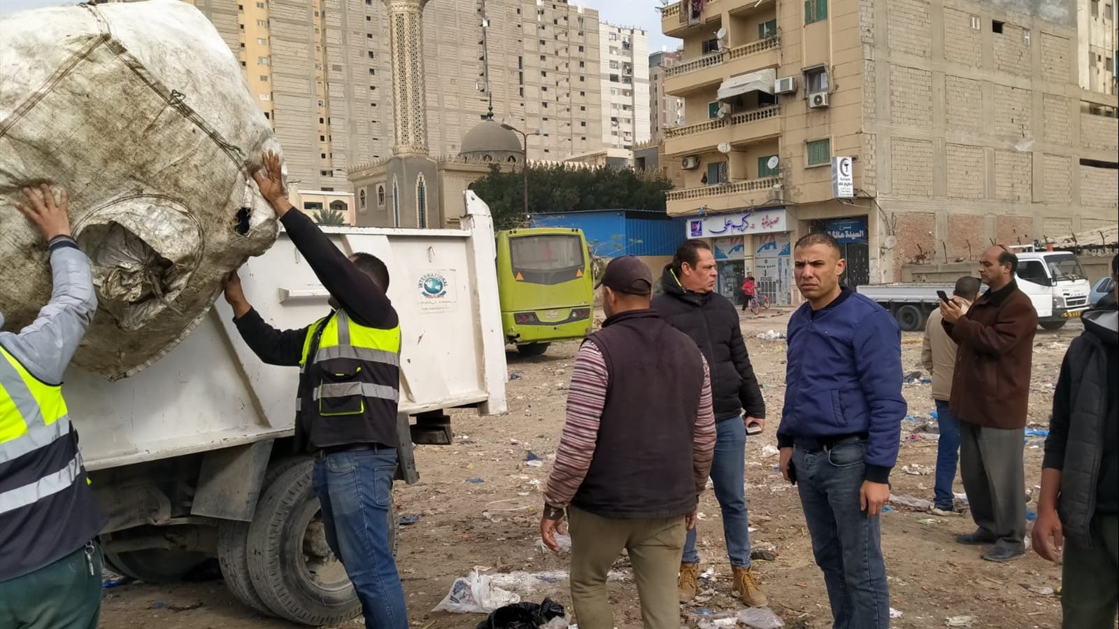 حملات مكبرة ضد النباشين بالإسكندرية