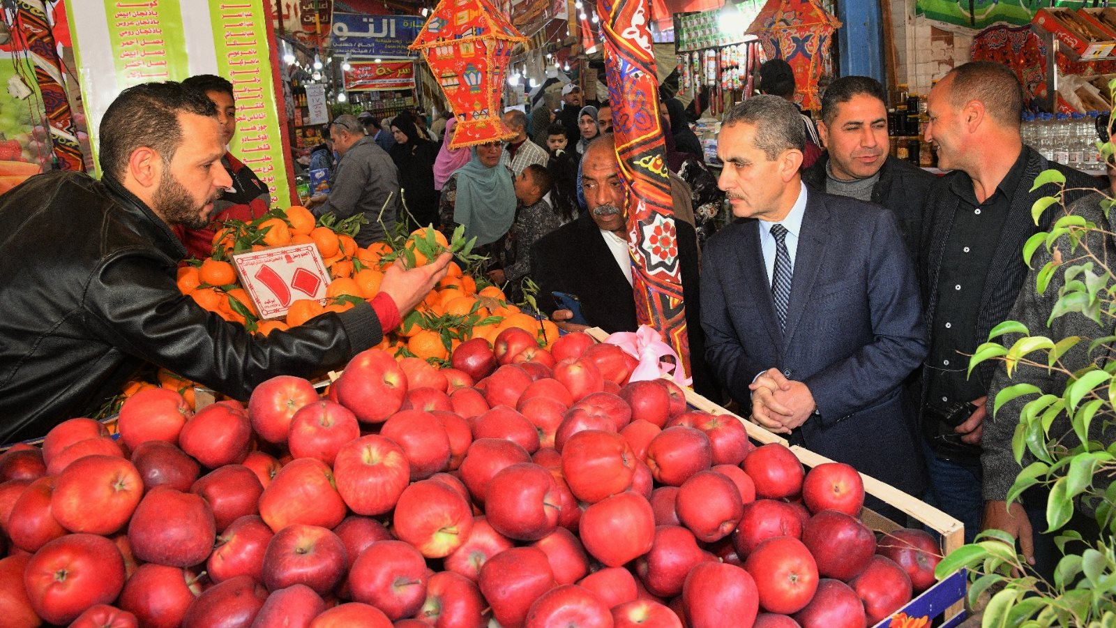 محافظ الغربية 