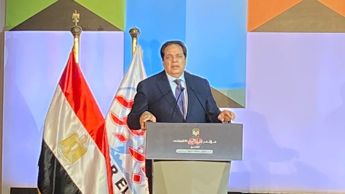 محمد أبو العينين 