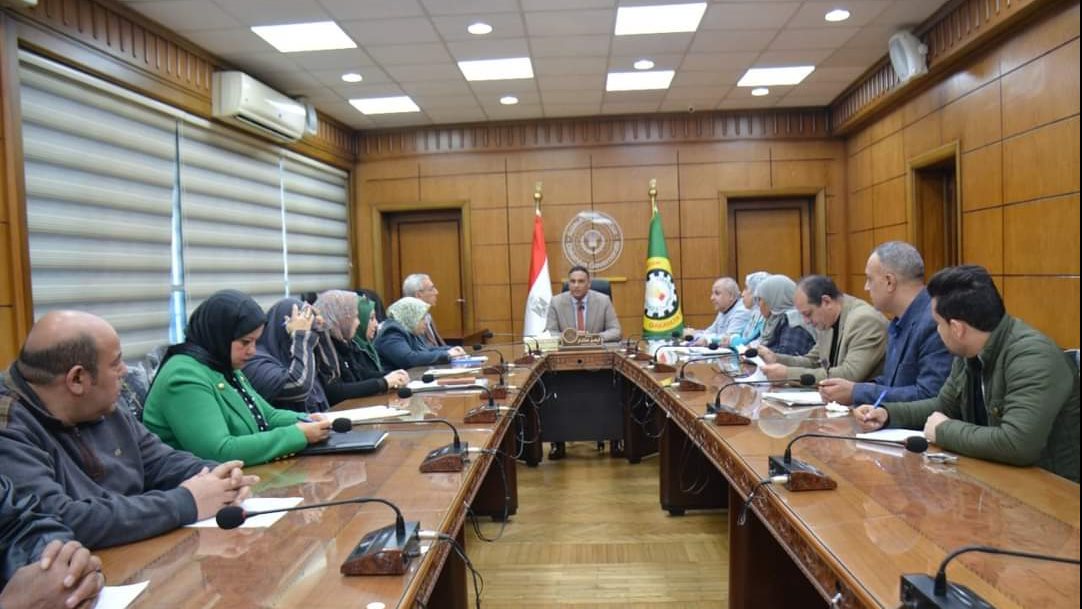 صورة من الاجتماع صورة من الاجتماع