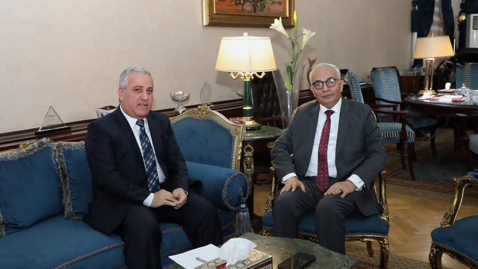 وزير التربية والتعليم مع رئيس الهيئة الوطنية للصحافة