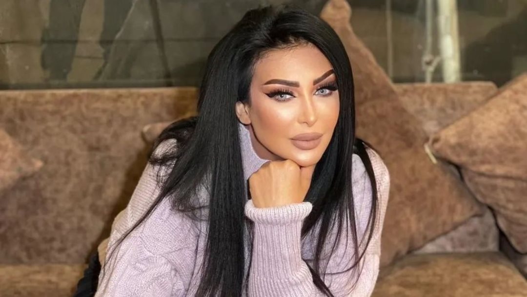شاهيناز