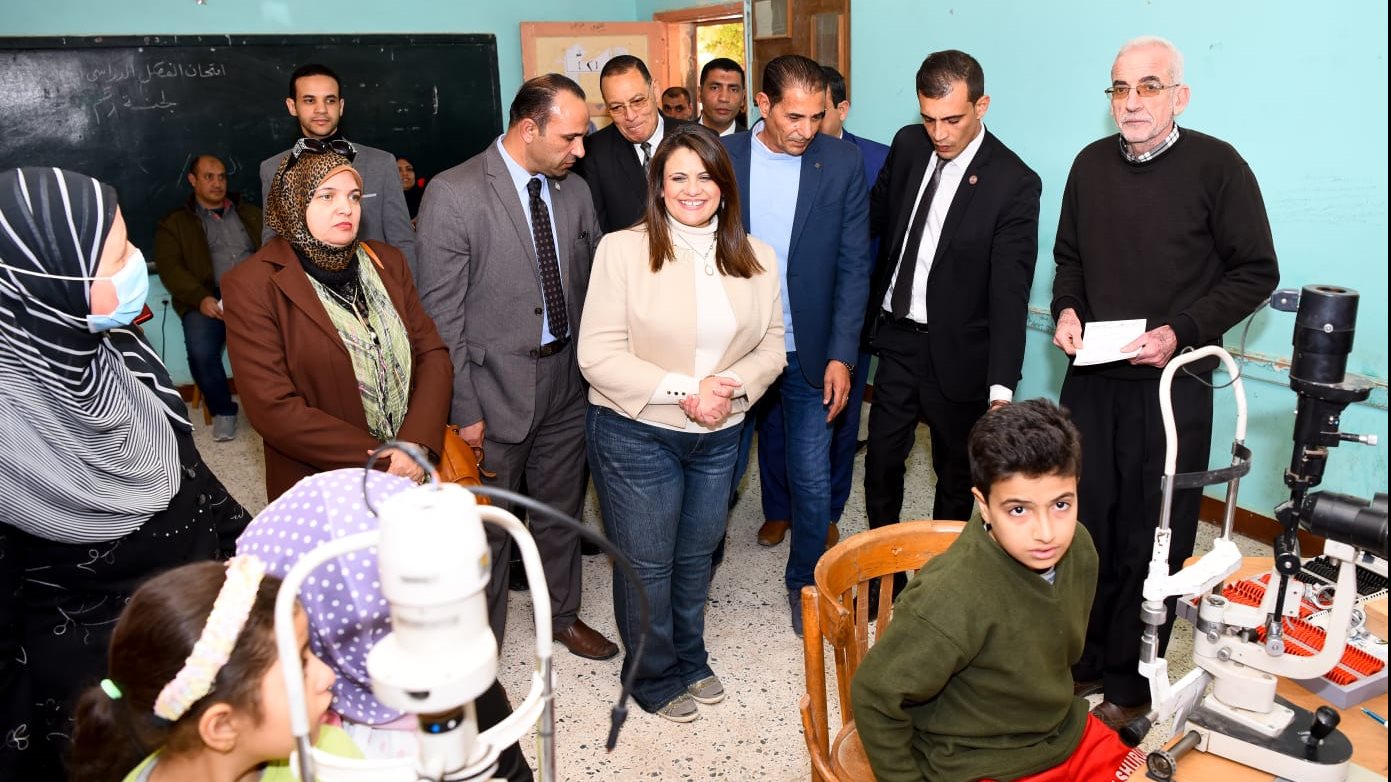 وزيرة الهجرة 