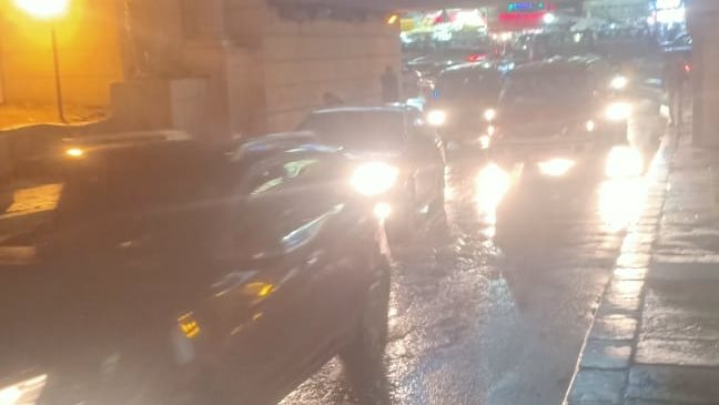 أمطار غزيرة تضرب الإسكندرية