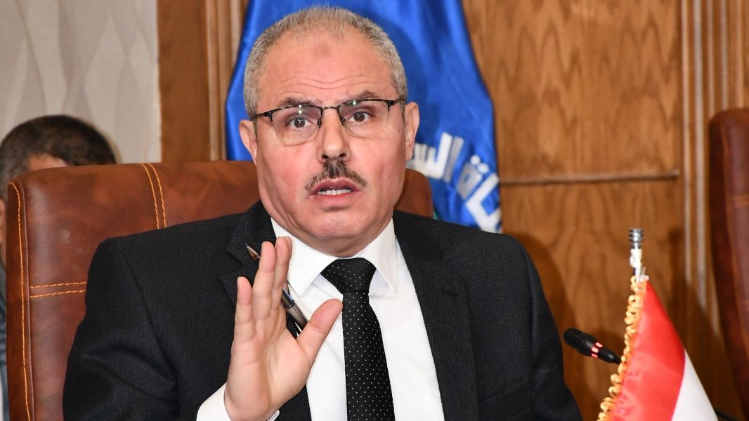 رئيس جامعة قناة السويس 