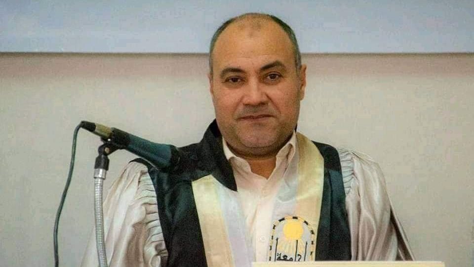 الدكتور إبراهيم حسين 