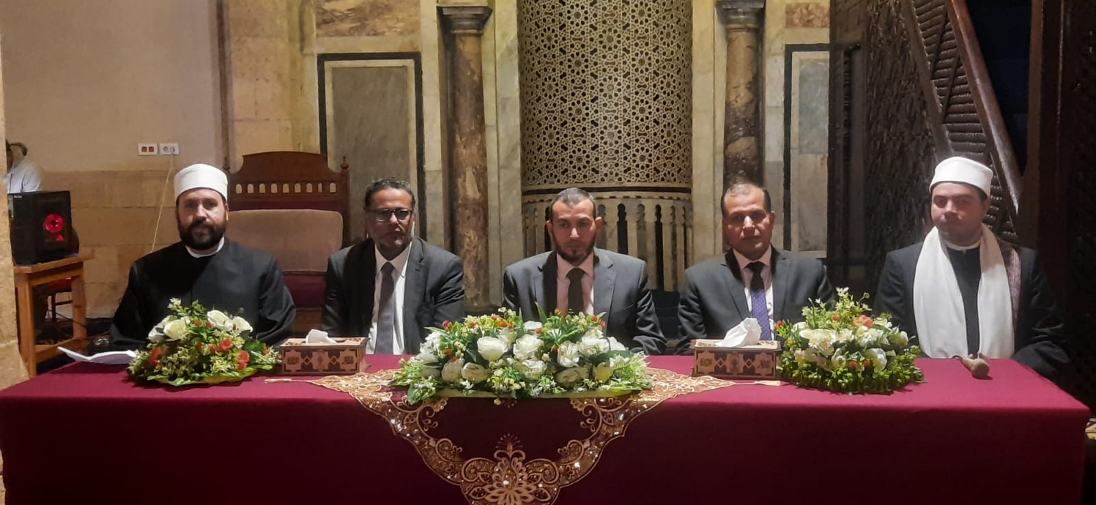 ملتقى شبهات وردود بالجامع الأزهر