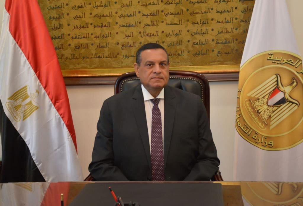 وزير التنمية المحلية  وزير التنمية المحلية