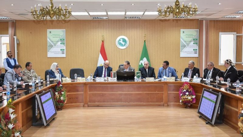 اجتماع محافظ الشرقية