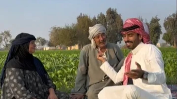 أحمد العوض في قرية مصرية.. كيف روج للسياحة الريفية