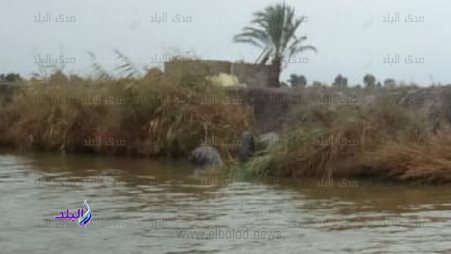 سقوط جرار في ترعة 