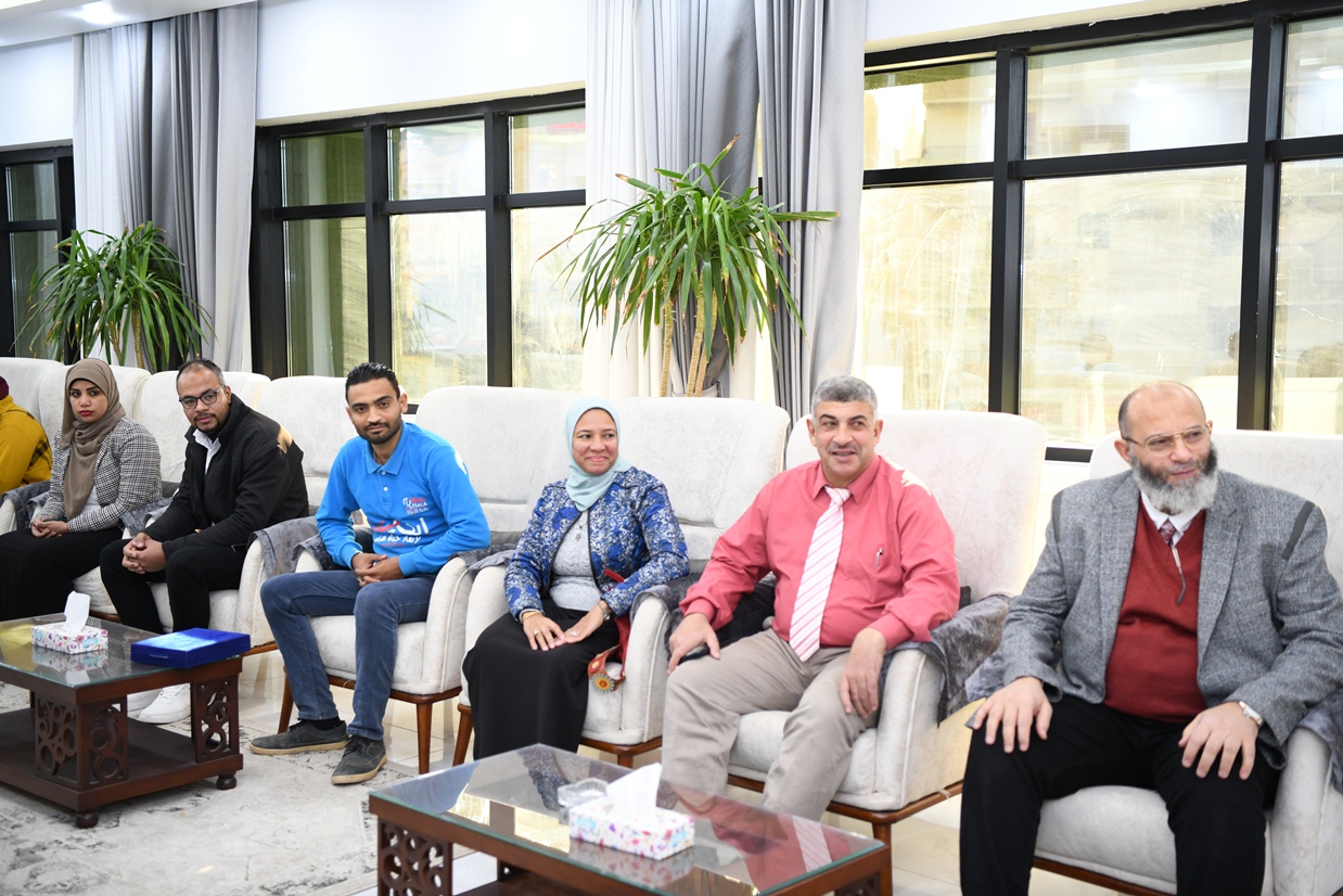 أعضاء قافلة الأزهر 