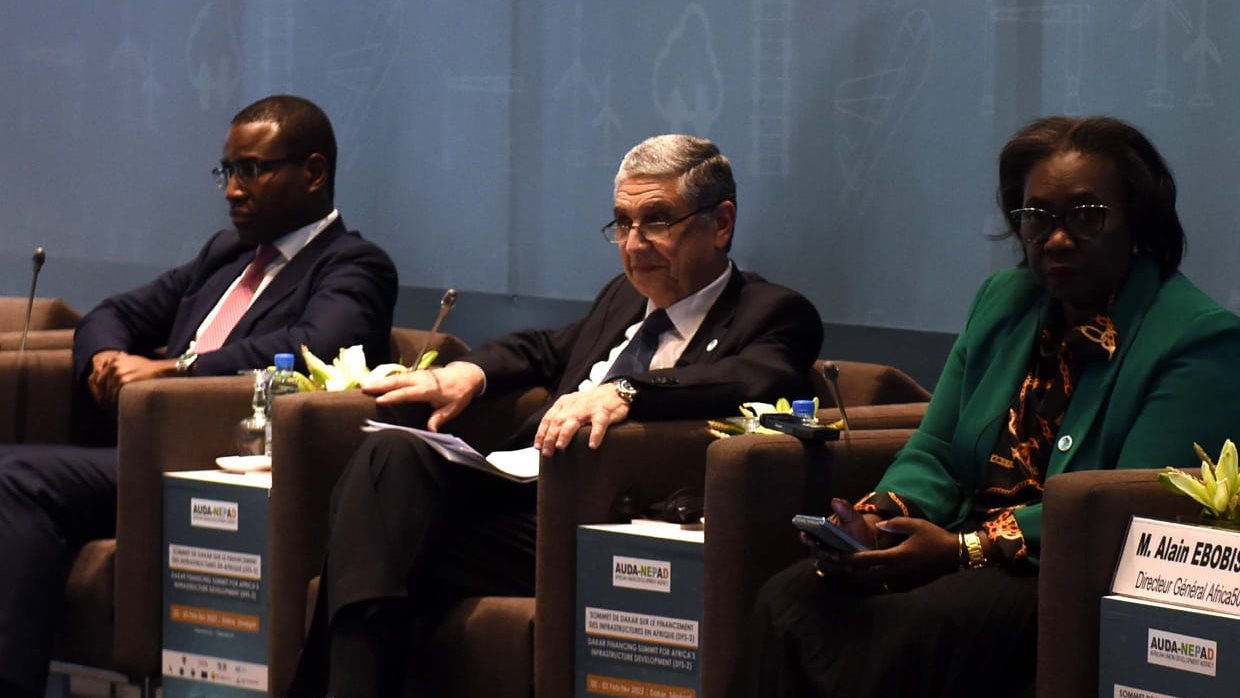 وزير الكهرباء خلال مشاركته فى قمة داكار 