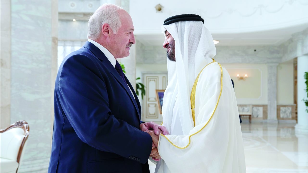 الشيخ محمد بن زايد مع الرئيس البيلاروسي