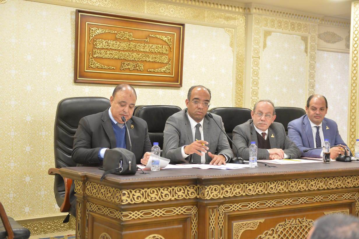 لجنة الصحة والسكان بمجلس الشيوخ