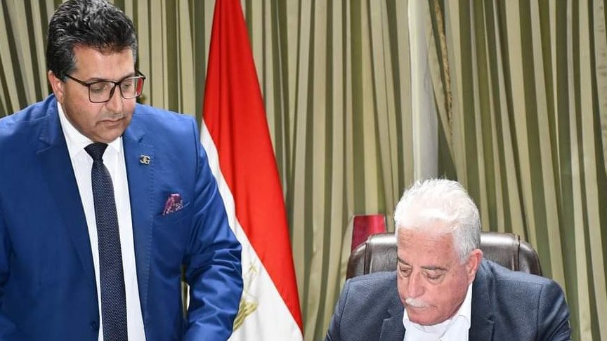 المحافظ يعتمد النتيجة 