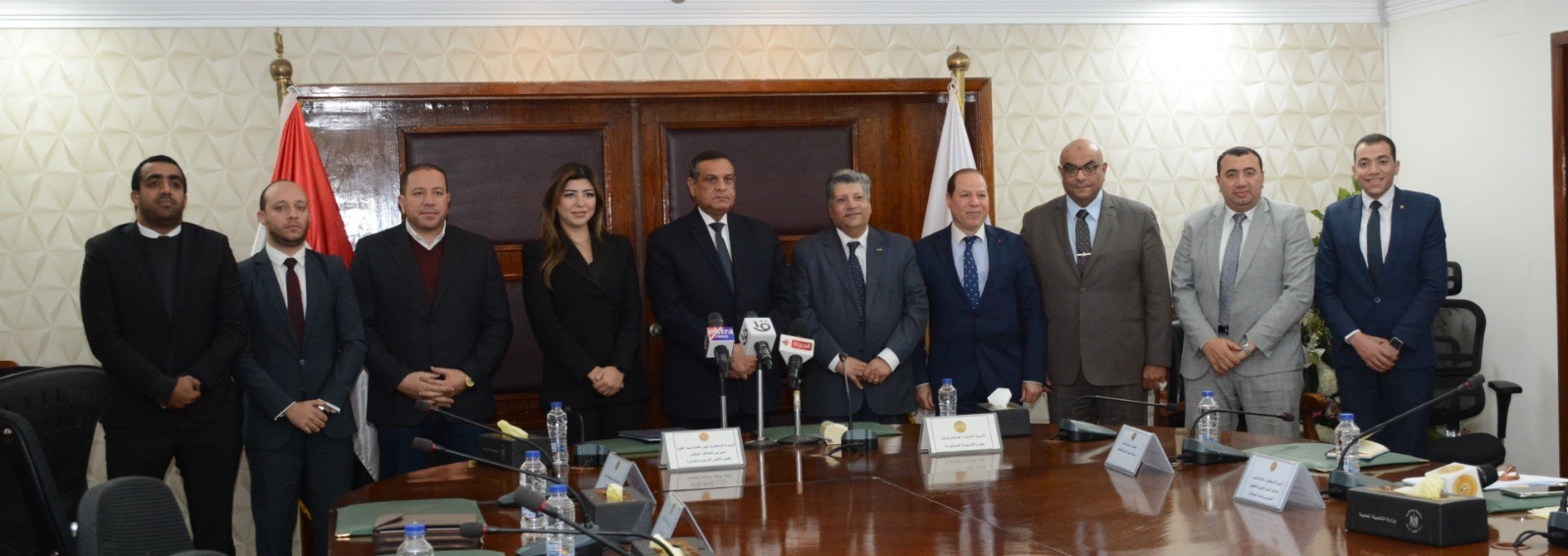 وزير التنمية المحلية 