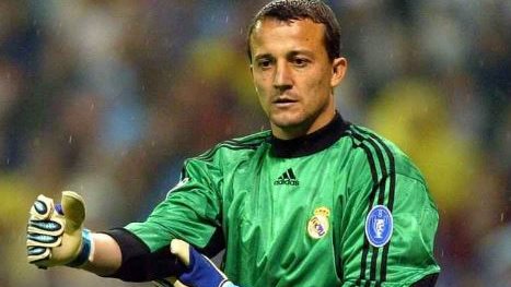 سيزار سانشيز حارس مرمى نادي ريال مدريد الإسباني السابق 
