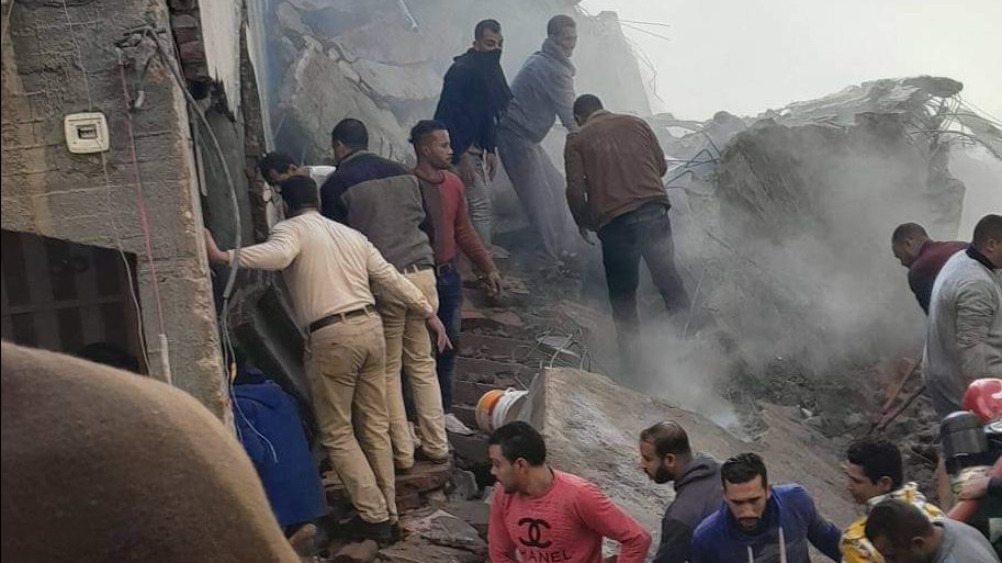 صور انهيار المنازل 