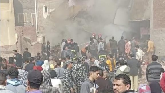 ارتفاع ضحايا حادث عقار البحيرة إلي 20 مصابا وجثة طفل " أسماء