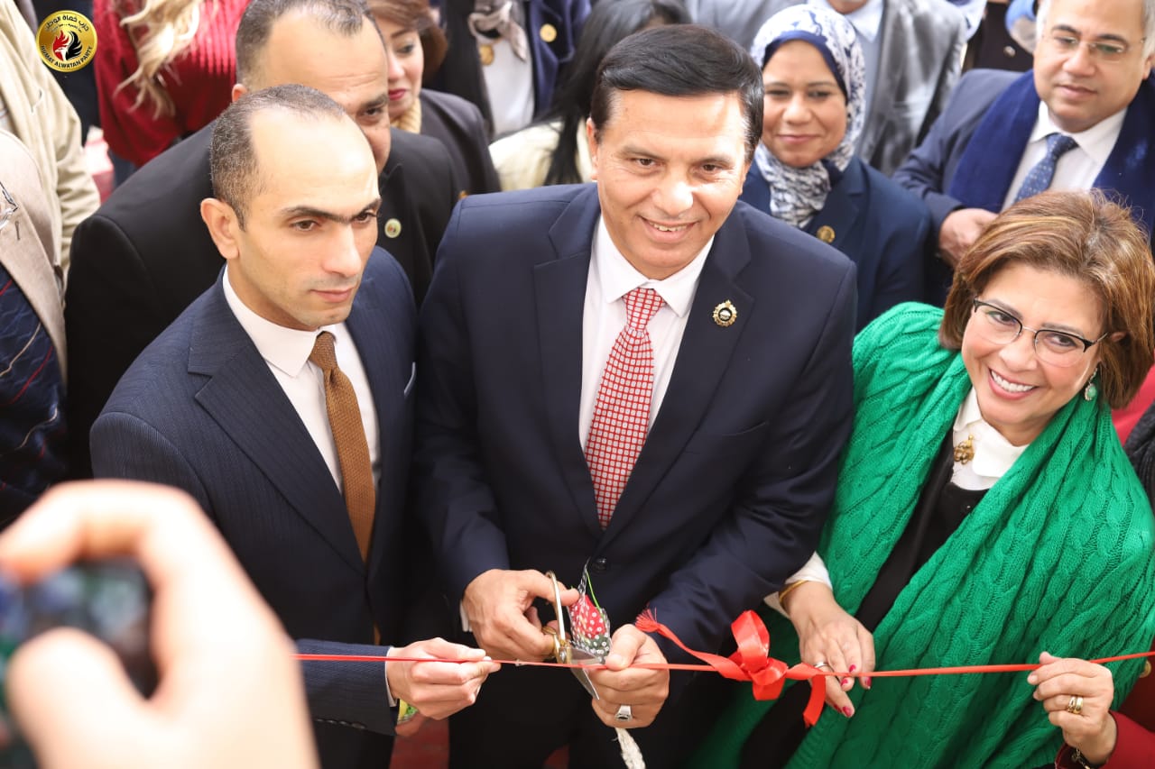 2e70bebc-3553-430c-a629-50a6cea71c61