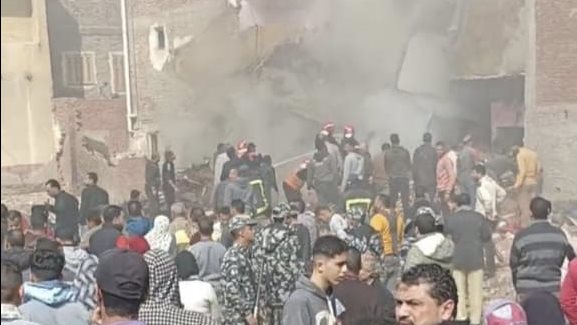 ضحايا انهيار عقارين بالبحيرة