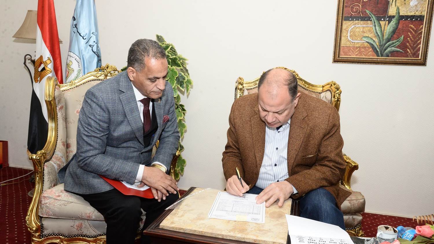 محافظ أسيوط يعتمد نتيجة الشهادة الإعدادية 