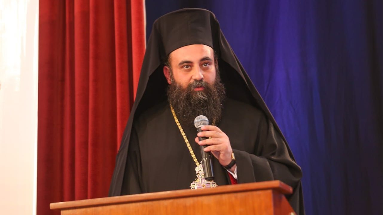الأب ذمسكينوس الأزرعي رئيس دير مارجرجس للروم الأرثوذكس