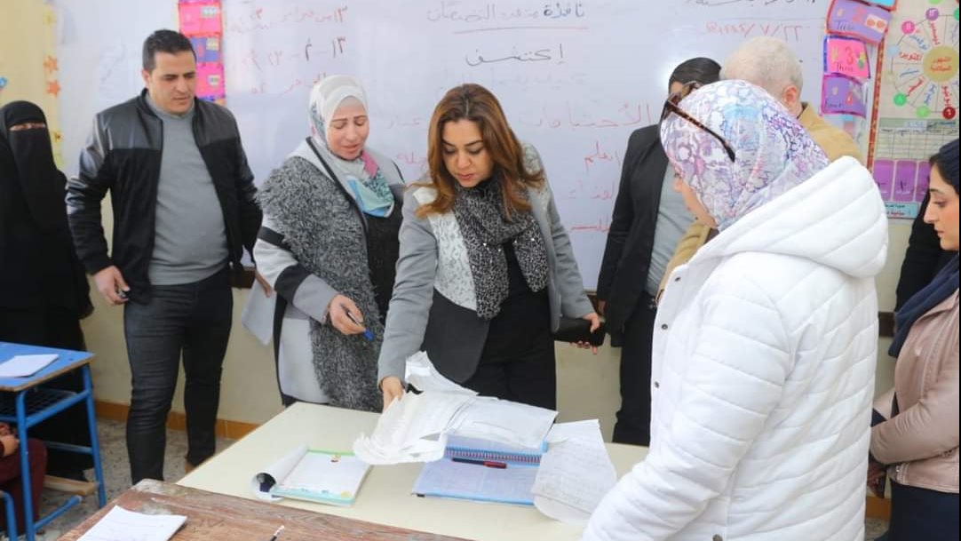 منال عوض محافظ دمياط.