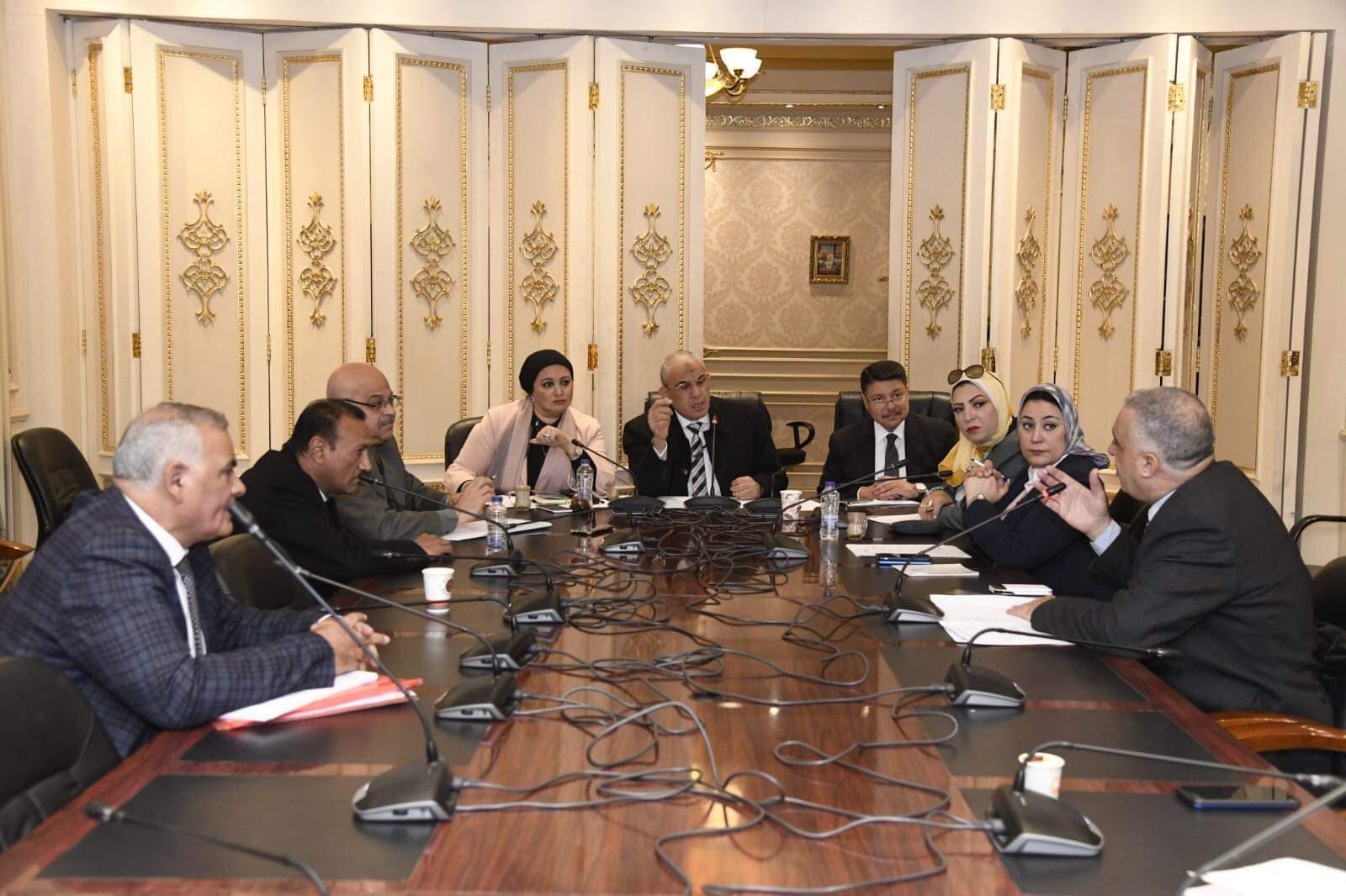 1b7769de-8d69-4df2-a5e1-c4a0b578e8a9