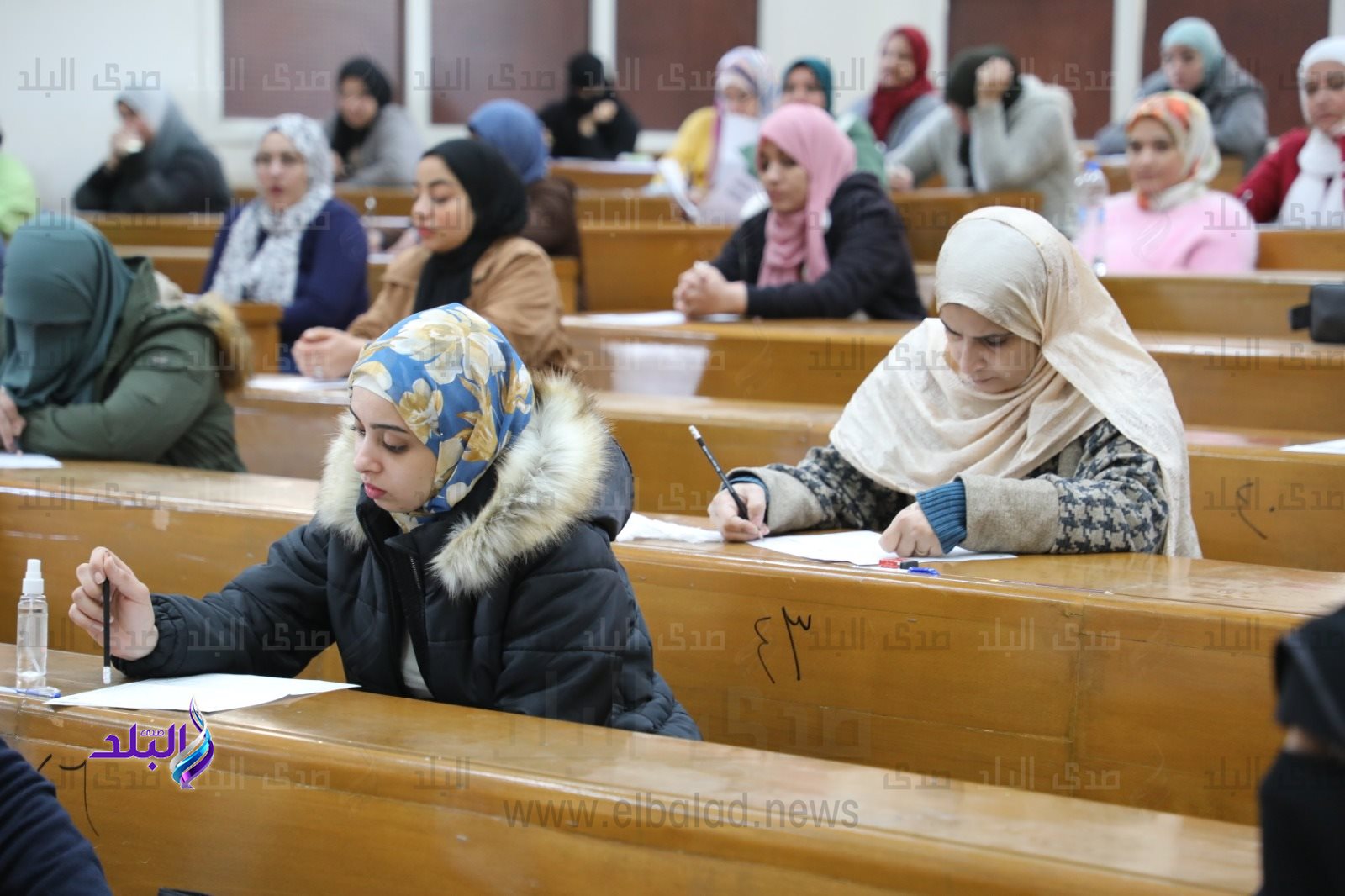 ماراثون امتحانات التعليم المدمج بجامعة القاهرة