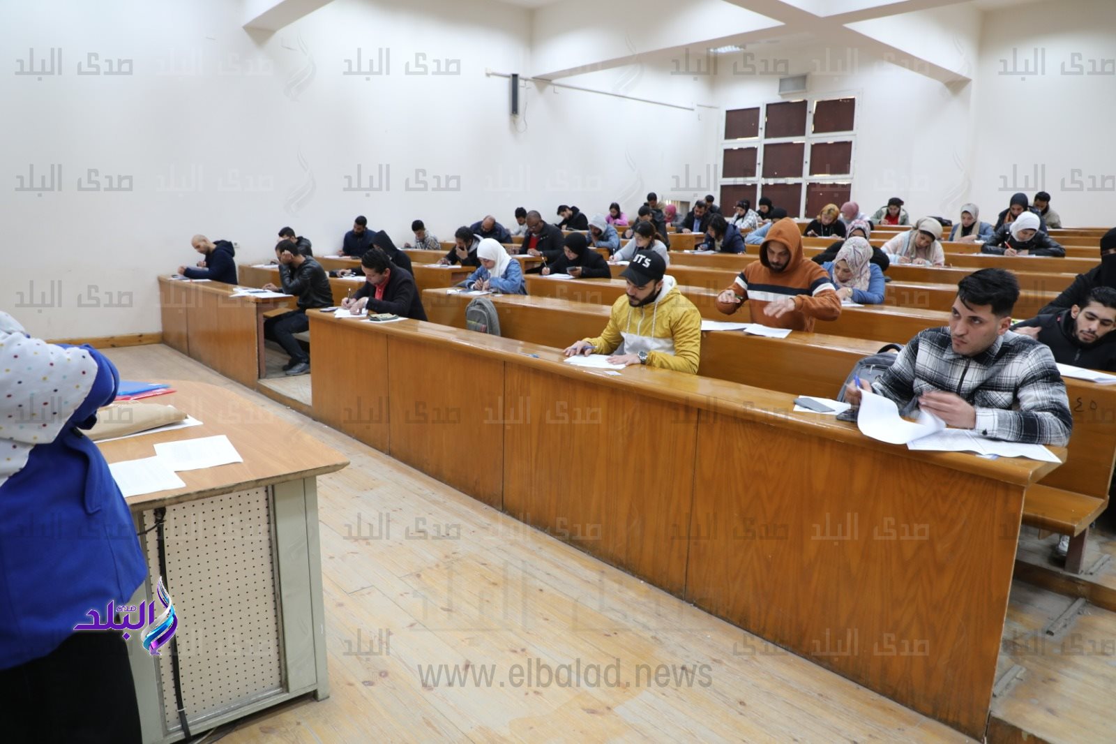 ماراثون امتحانات التعليم المدمج بجامعة القاهرة